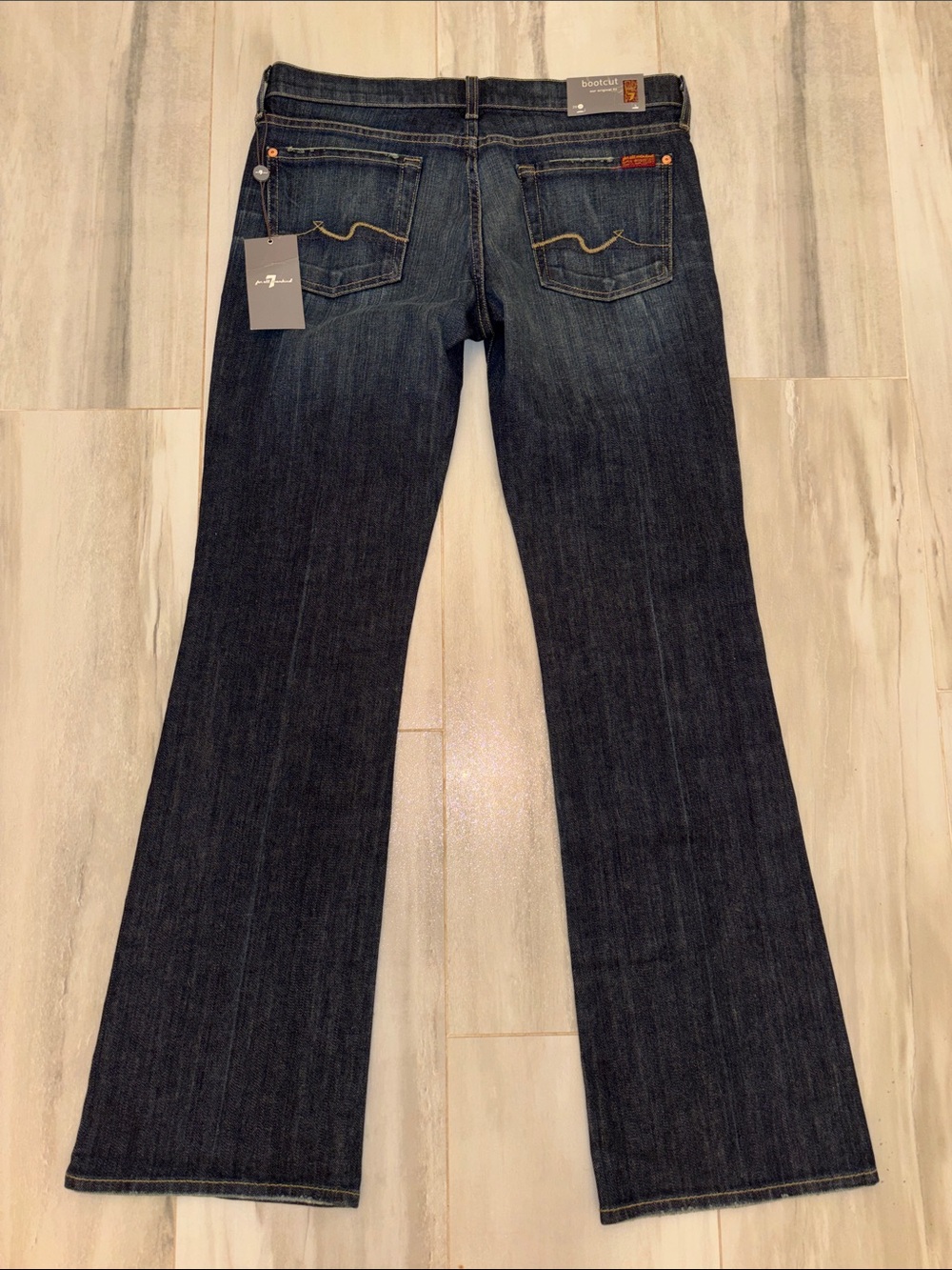 7 For All Mankind Bootcut, Made in the USA, 29x32, NWT, $229 MSRP - Picture 10 of 15
